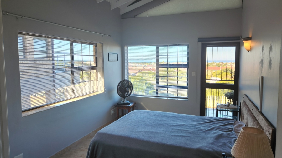 3 Bedroom Property for Sale in Menkenkop Western Cape